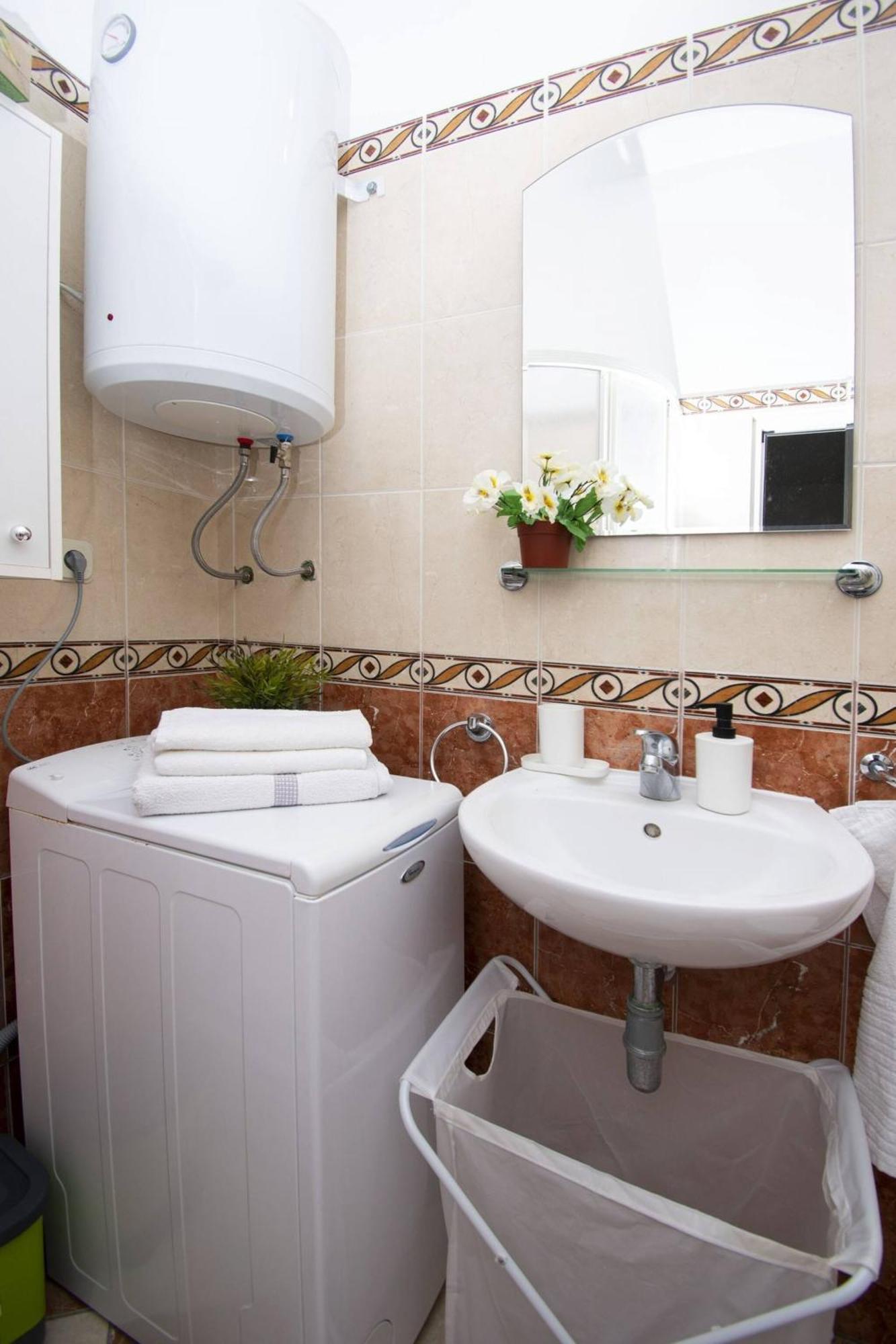 Apartment Meri Razanj With Sea View Zewnętrze zdjęcie