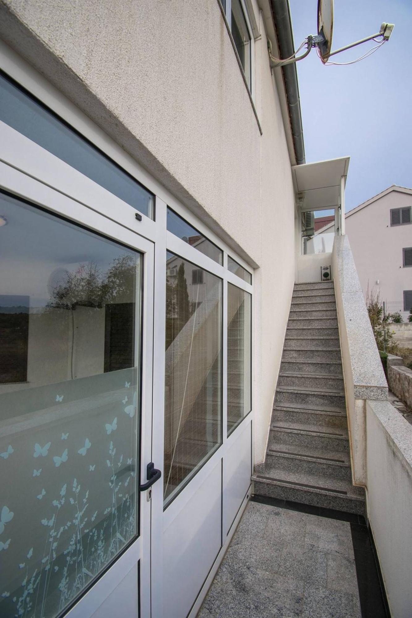 Apartment Meri Razanj With Sea View Zewnętrze zdjęcie