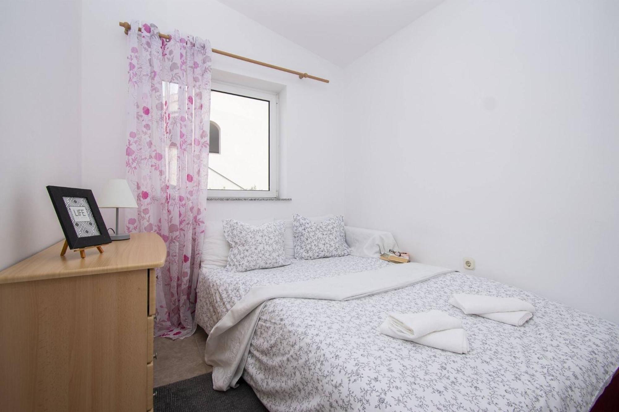 Apartment Meri Razanj With Sea View Zewnętrze zdjęcie